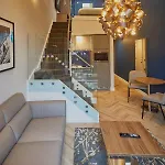 Roomzzz Apartmanhotel York