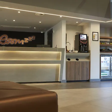 アパートホテル Roomzzz ヨーク