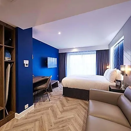 Apart-hotel Roomzzz York