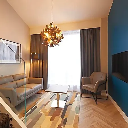 Roomzzz Lejlighedshotel