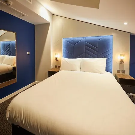 Apartahotel Roomzzz York