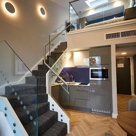 Aparthotel Roomzzz
