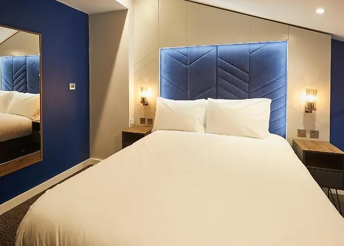 Aparthotel Roomzzz York