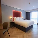 Aparthotel Roomzzz